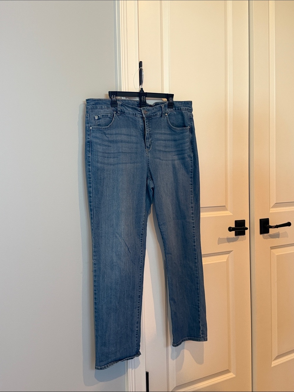 Bandolino Light Blue Straight Leg Jeans